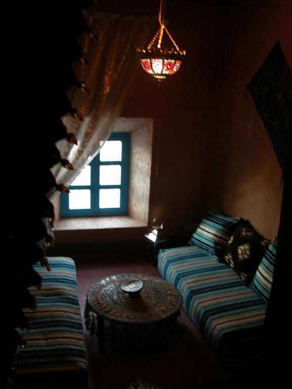 Kasbah Iswan Bed & Breakfast Kelaat-M'Gouna Bagian luar foto