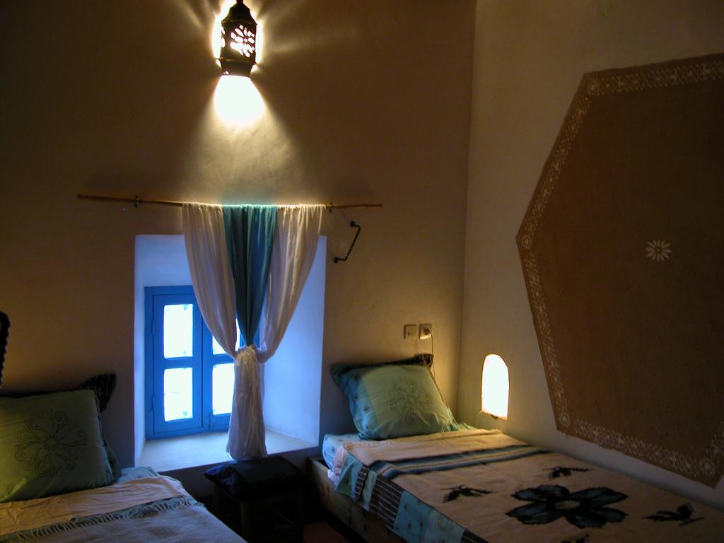 Kasbah Iswan Bed & Breakfast Kelaat-M'Gouna Bagian luar foto