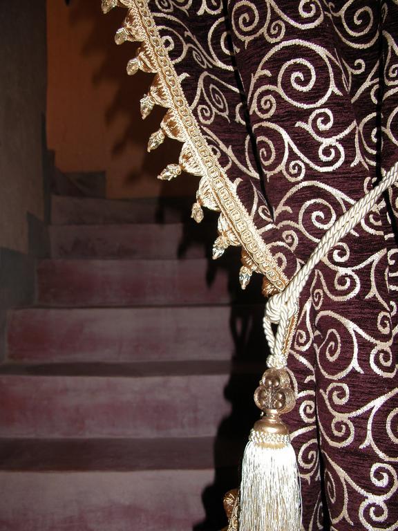 Kasbah Iswan Bed & Breakfast Kelaat-M'Gouna Bagian luar foto