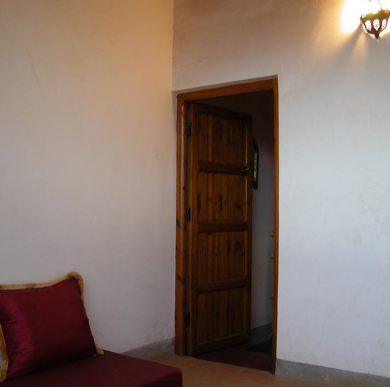 Kasbah Iswan Bed & Breakfast Kelaat-M'Gouna Bagian luar foto